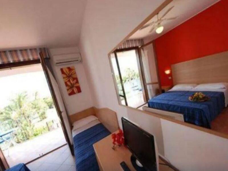 Hotel Club Santa Sabina توري سانتا سابينا المظهر الخارجي الصورة
