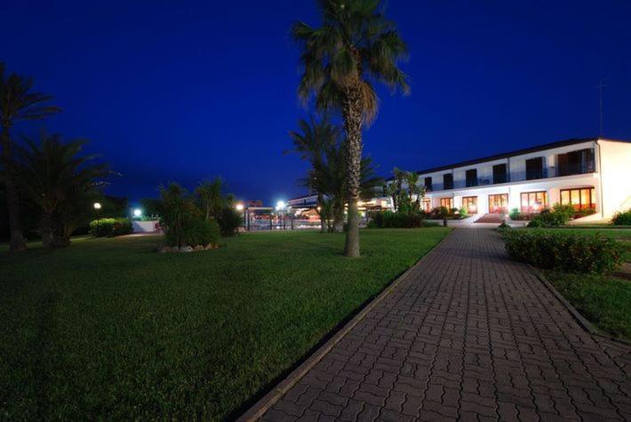 Hotel Club Santa Sabina توري سانتا سابينا المظهر الخارجي الصورة