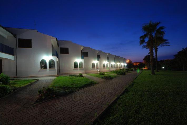 Hotel Club Santa Sabina توري سانتا سابينا المظهر الخارجي الصورة