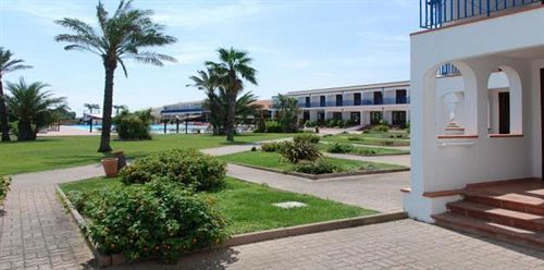 Hotel Club Santa Sabina توري سانتا سابينا المظهر الخارجي الصورة